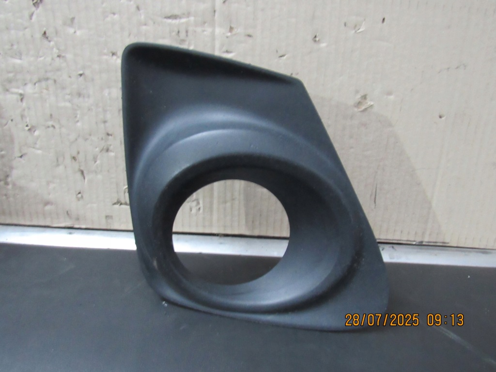 Купить Решётка противотуманной фары правая corolla e15 рестайлинг  81481-02180