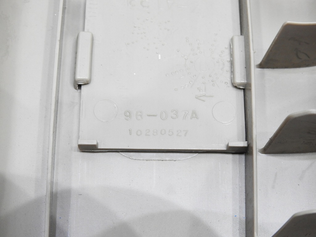 фото №7, Защита стойка левая левый середина chevrolet uplander