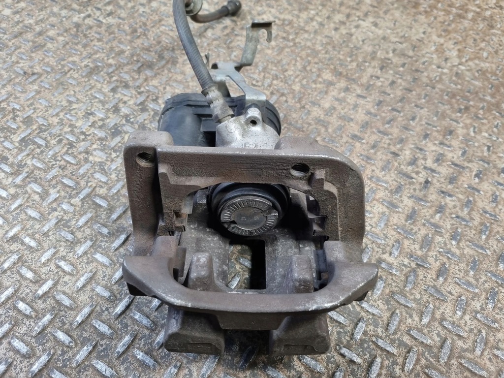 фото №8, 2021 bmw 3 g20 g21 супорт гальмівний задній 8832480