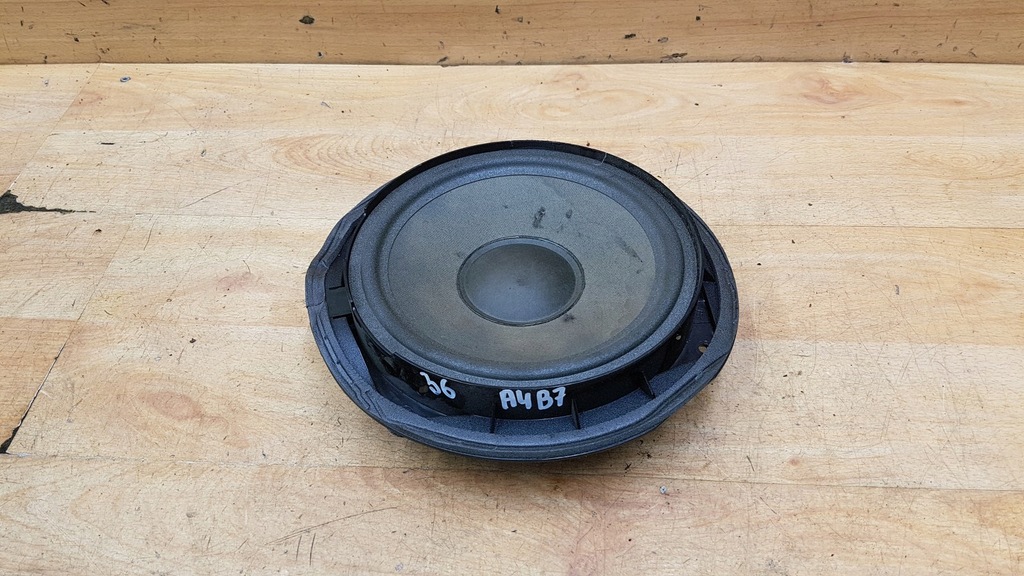 фото №1, Динамик дверь audi a4 b7