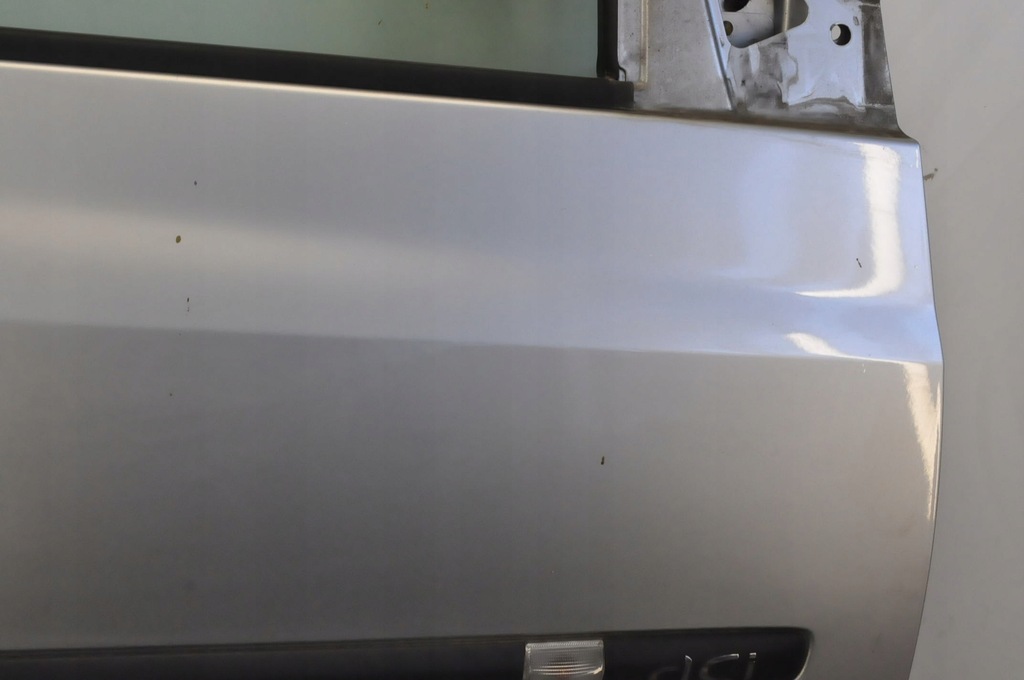 фото №9, Renault clio iii дверь правый перед передние