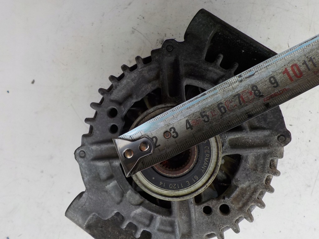 Mini cooper r56 1.4 1.6 16v 1.6 turbo генератор 757565080 Оригинал