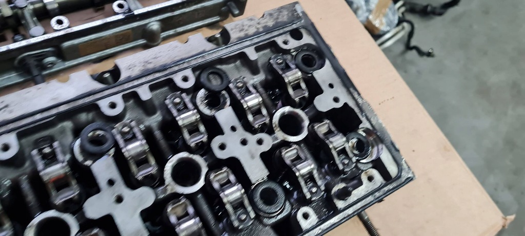 фото №5, A4 b9 8w q5 vw audi головка двигателя валы распределительного вала 2.0 tdi 04l103373e a5 8w