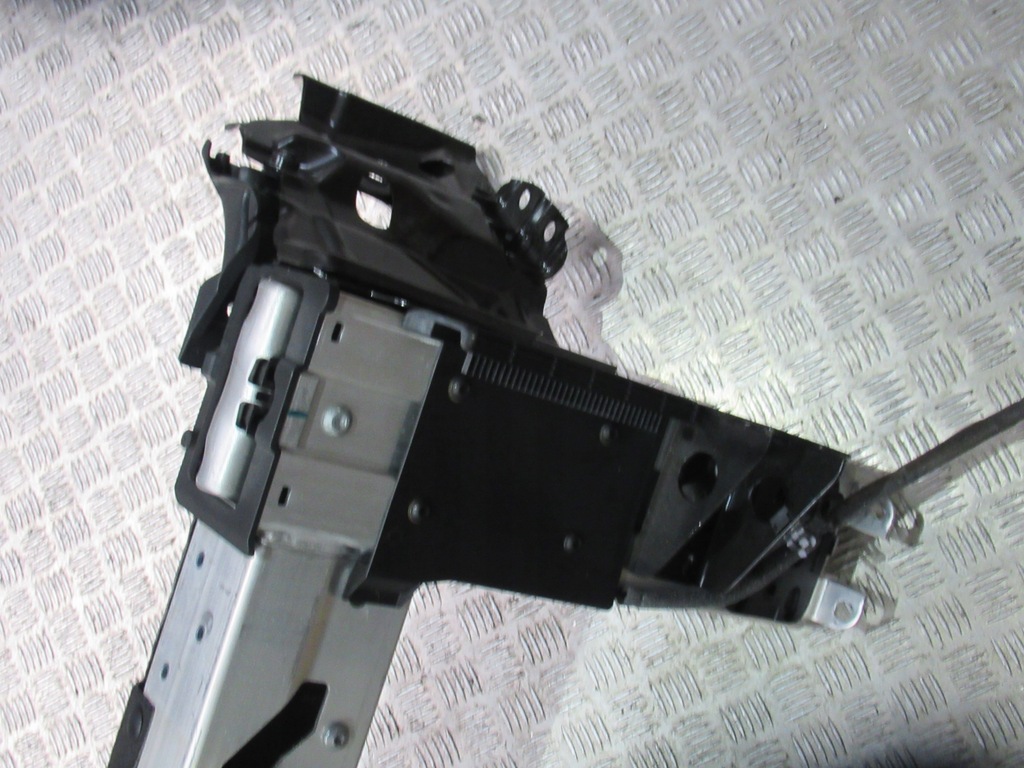 фото №12, A5 8t cabrio дуга безопасности подголовник пиротехнический 8f0010530a