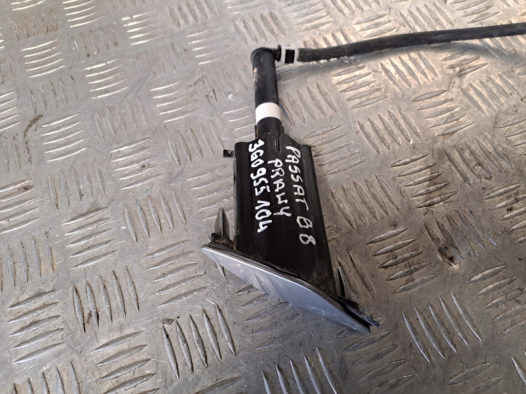 фото №5, Passat b8 омыватель правый 3g0955104