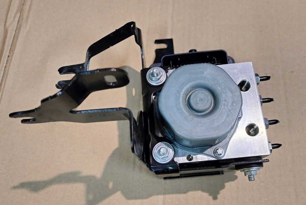 фото №1, Renault clio iv 4 насос abs