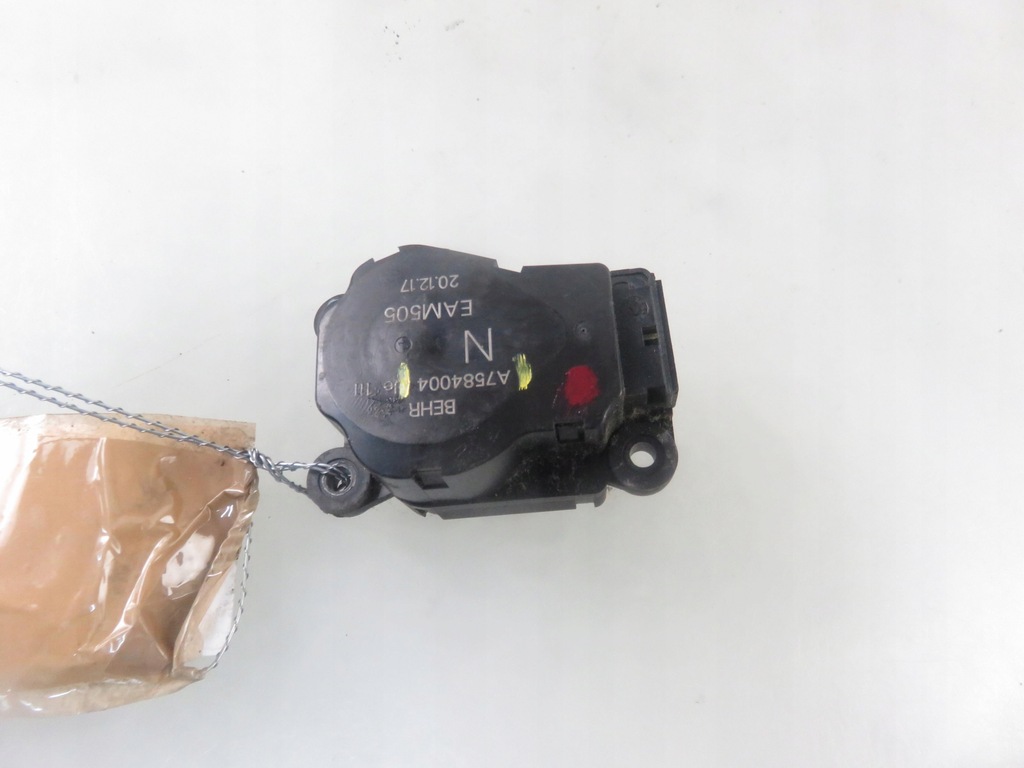 фото №5, Моторчик кришка обдув volvo fh ii a7584004