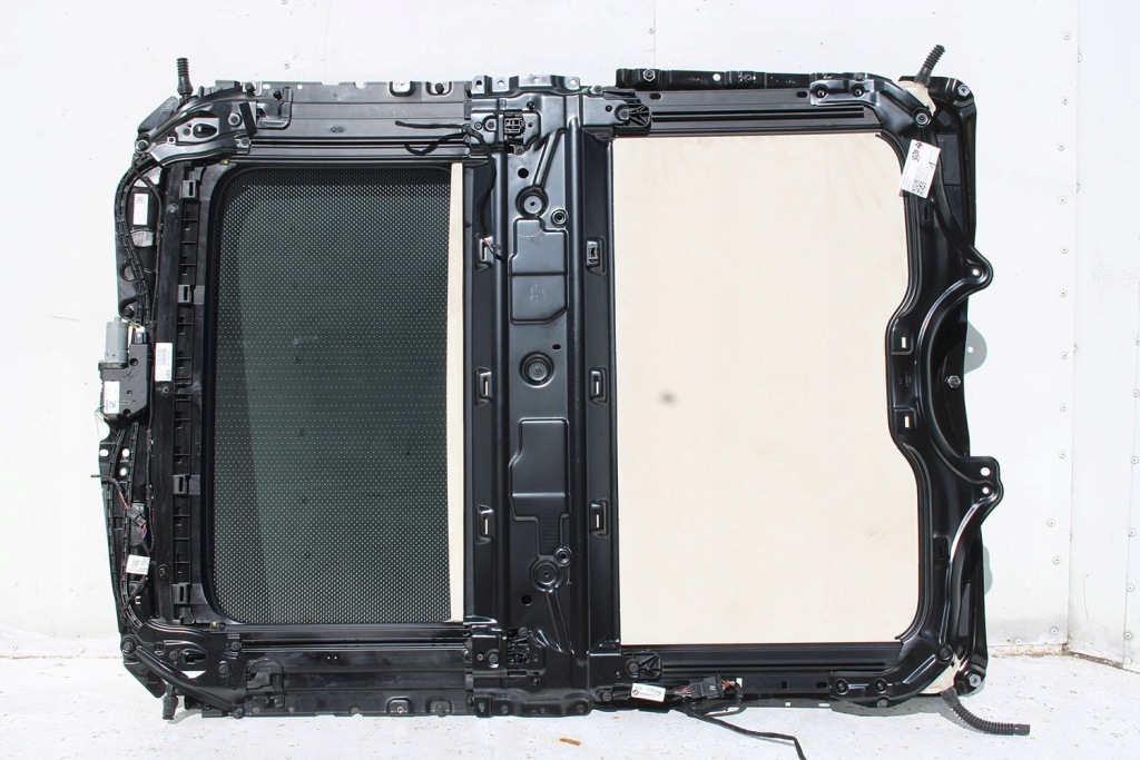 фото №9, Bmw 7 g12 люк крыша стеклянный solar стекло люк панорама сдвижной can