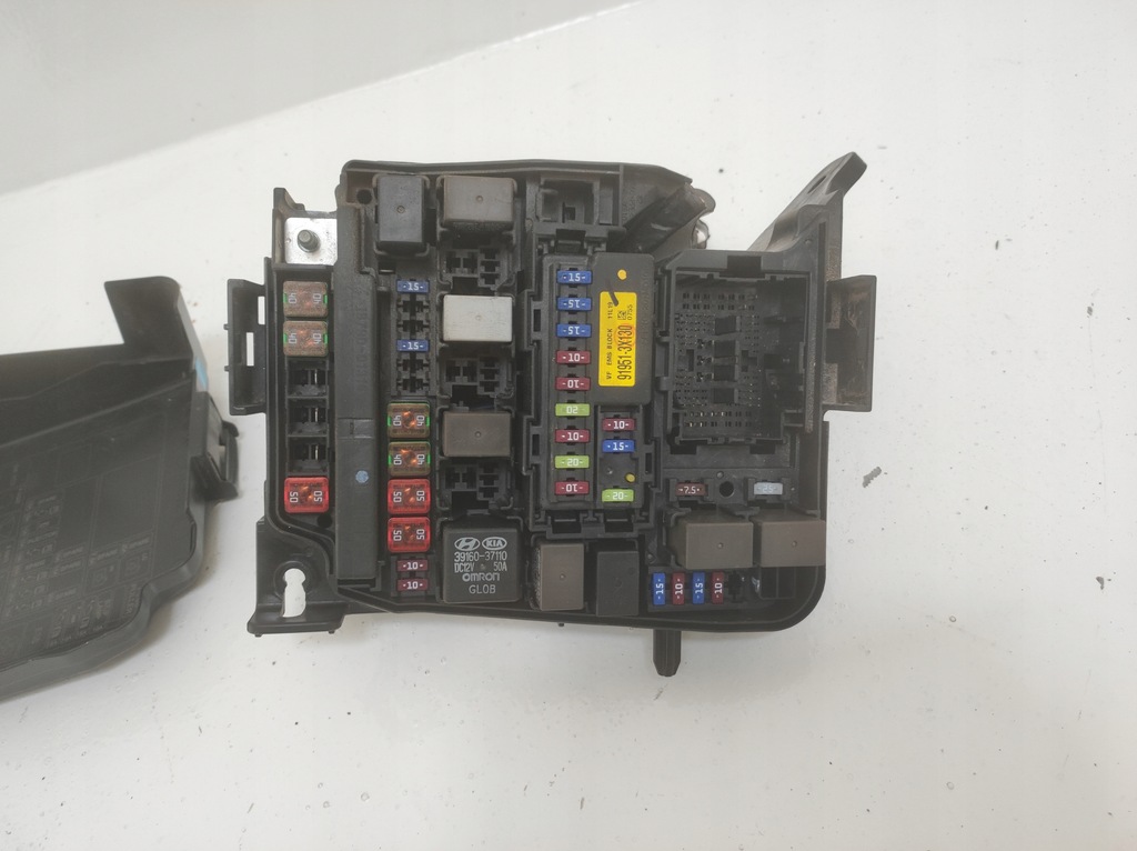 фото №11, Коробка корпус корпус предохранителей ceed ii 2