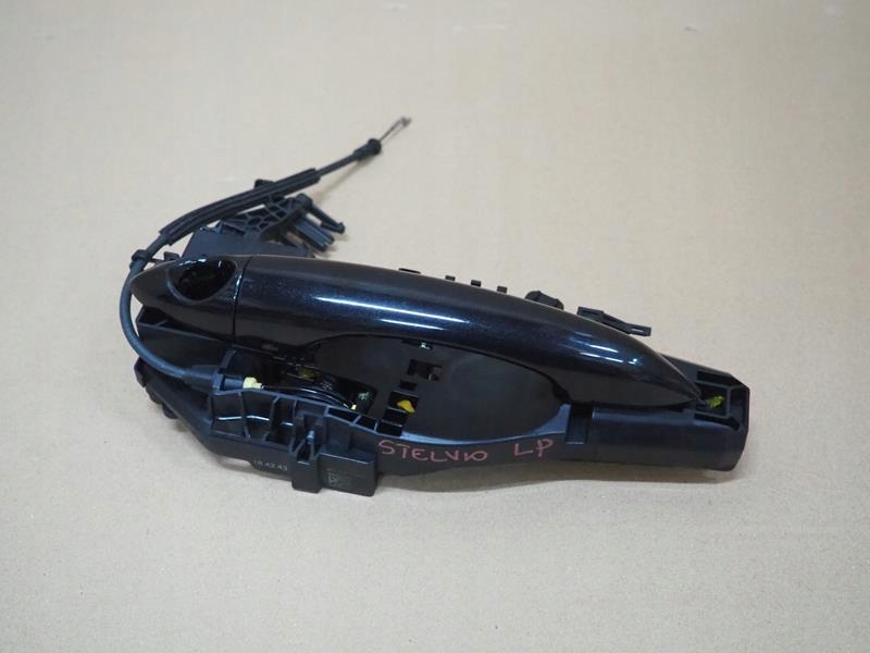 Купити Ручка двері лівий перед alfa romeo stelvio