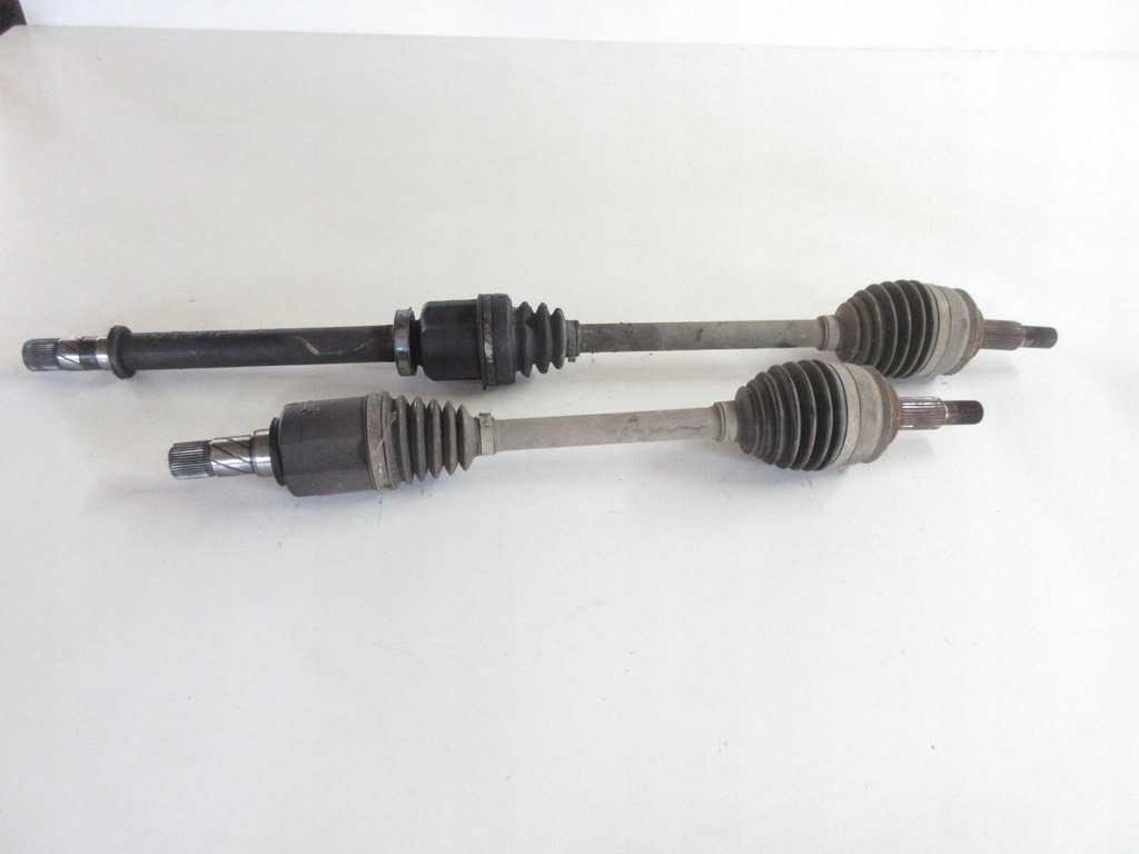 фото №1, Renault grand scenic iii 1.9 dci f9q870 привідний вал ліва права