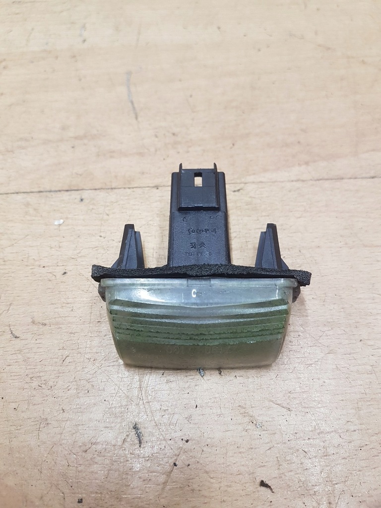 фото №1, Лампа освітлення номерного знака задня citroen c4 picasso