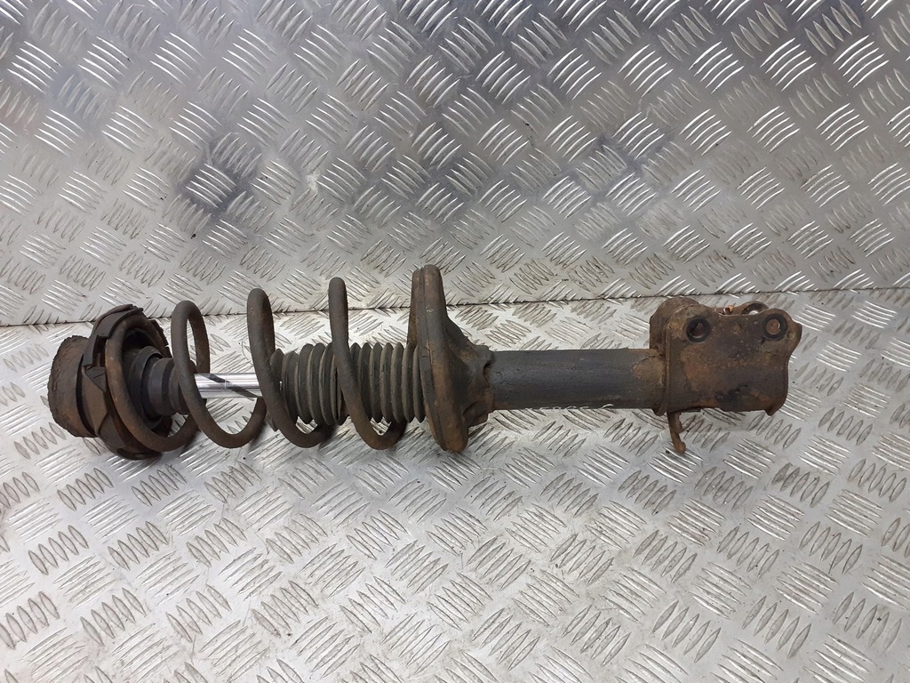 фото №4, Амортизационная стойка правый задняя задний mazda xedos 6