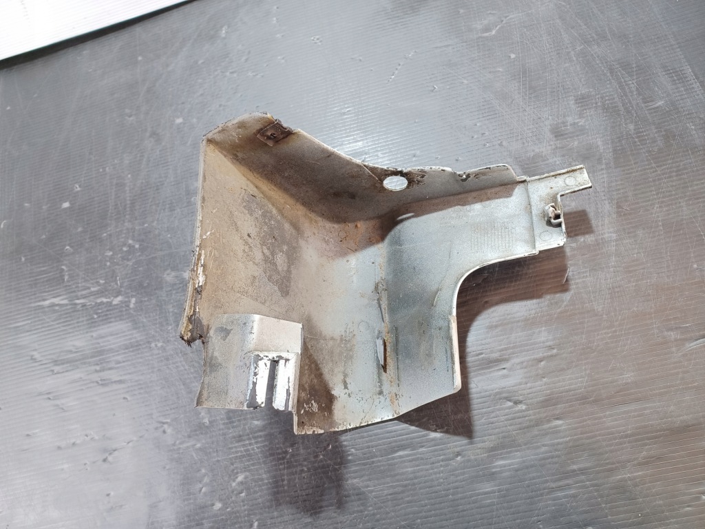 Накладка молдинг порог правая порог правая  volvo c30 r-design 30779137 Киев