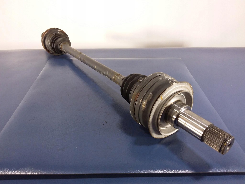 фото №3, Mercedes e w212 2.2 cdi привідний вал права задня