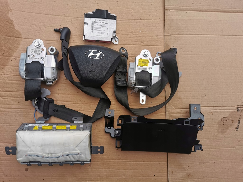 фото №1, Hyundai i40 набор подушка безопасности подушка ремни датчик