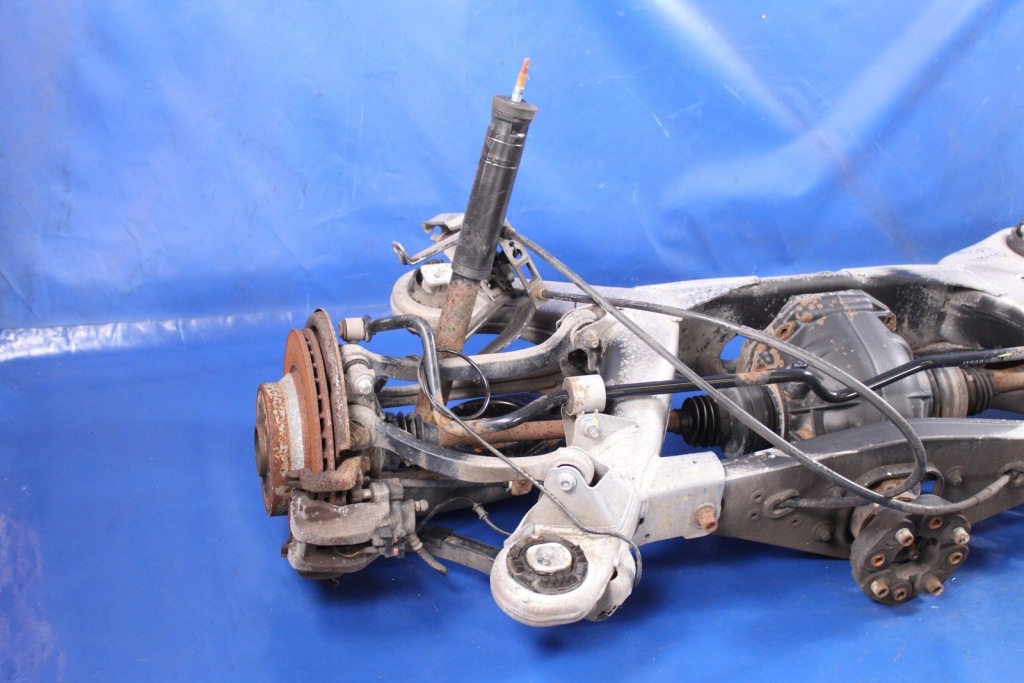 фото №12, Подвеска подрамник дифференциал задняя mercedes w219 комплект