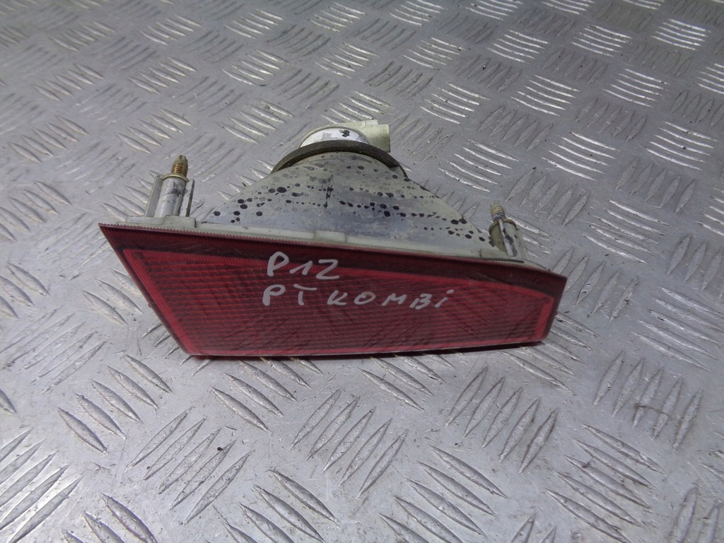 фото №1, Лампа правый задняя w крышка багажника nissan primera p12