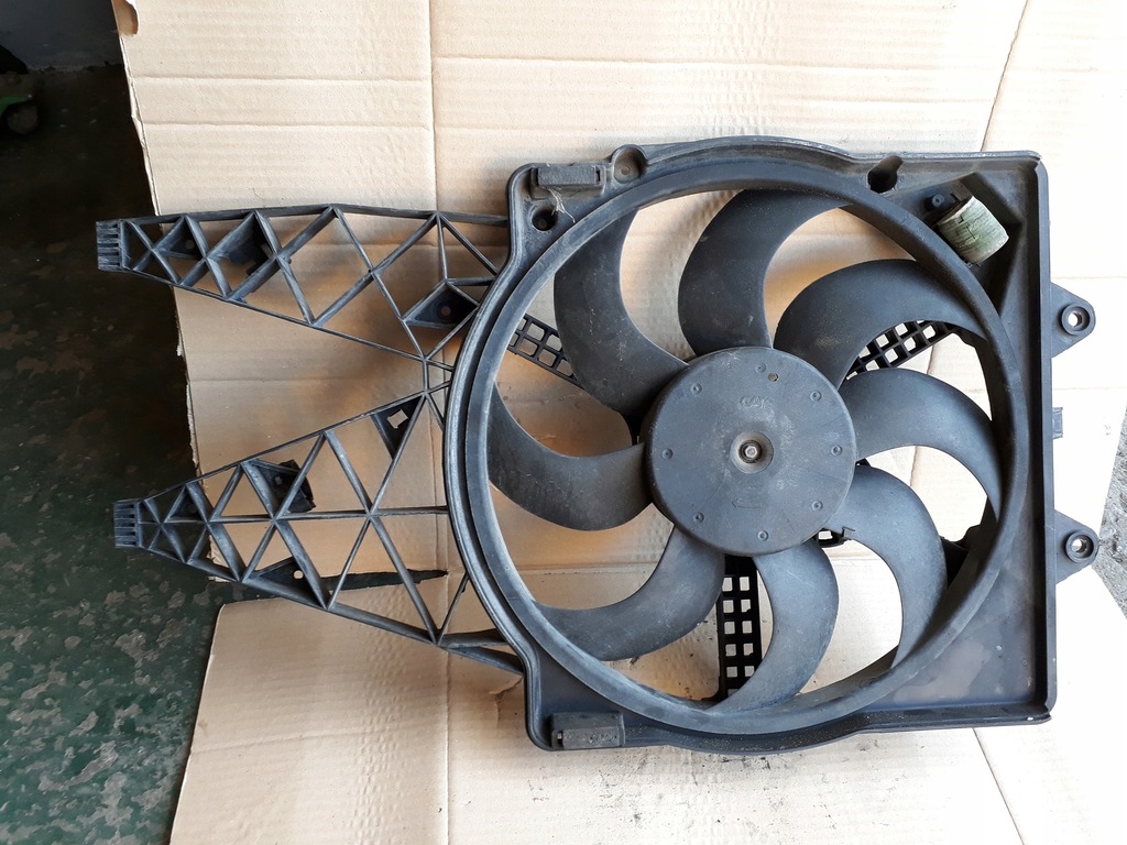 фото №1, Вентилятор 871300200 fiat grande punto 1.3 mjet