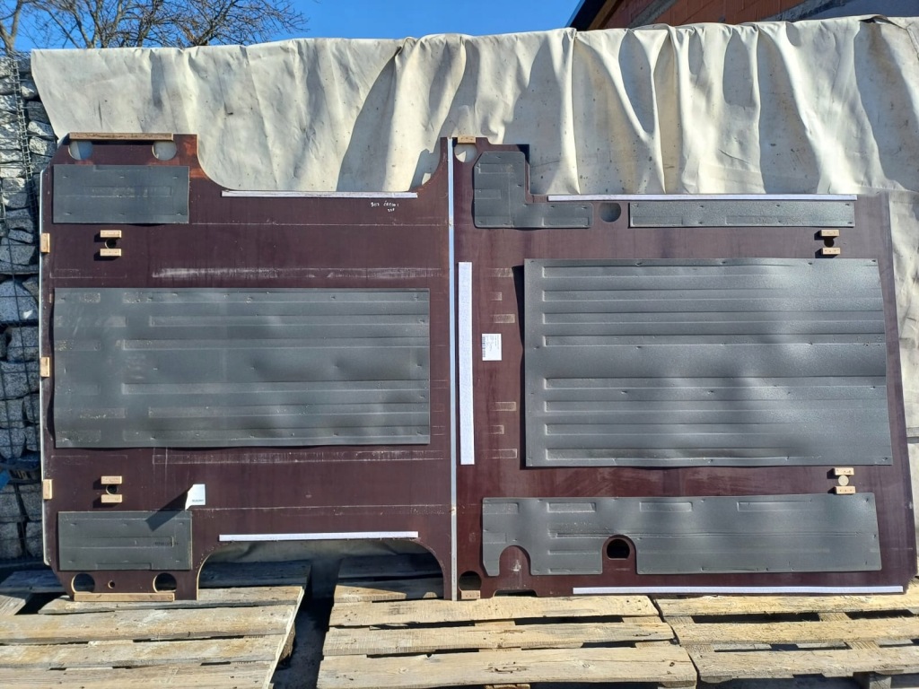 фото №4, Пол багажника обшивка кузов задняя mercedes sprinter 907 910 w907 w910