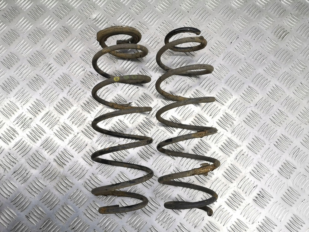 Купить Alfa romeo giulietta 2011 комплект пружина задняя