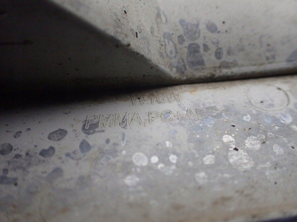 фото №7, Лампа противотуманная задняя правая fiat punto evo 1.3mjet