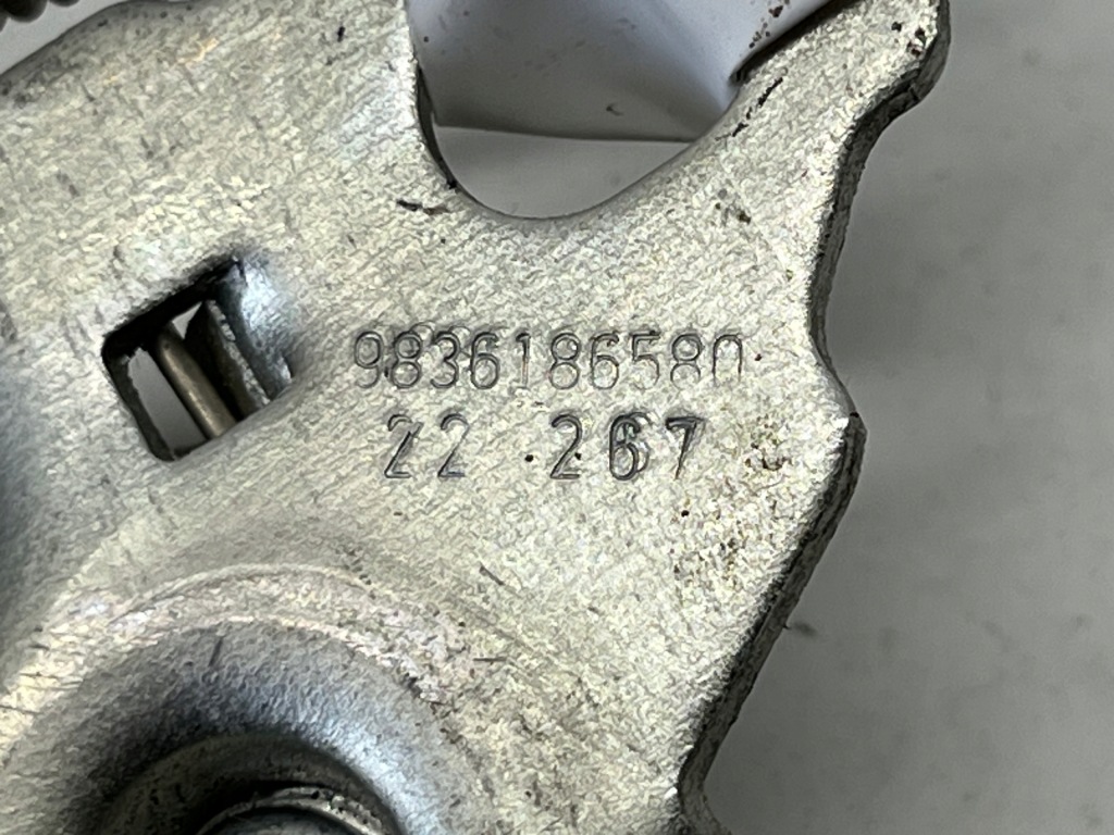 Замок капот opel crossland x 9836186580 Доставка