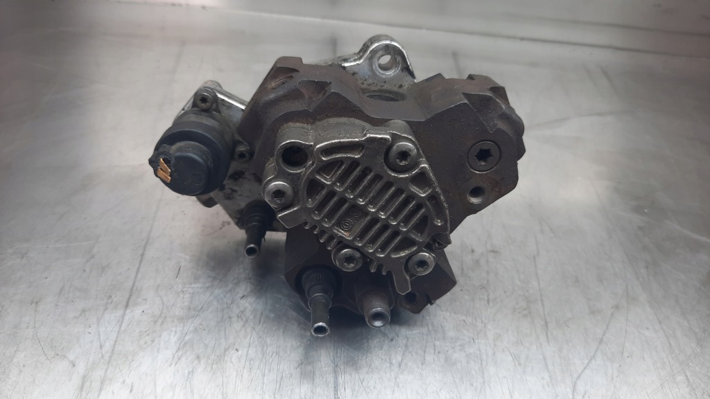 фото №1, Насос впрыскная 8200055072 renault laguna ii 1.9 d