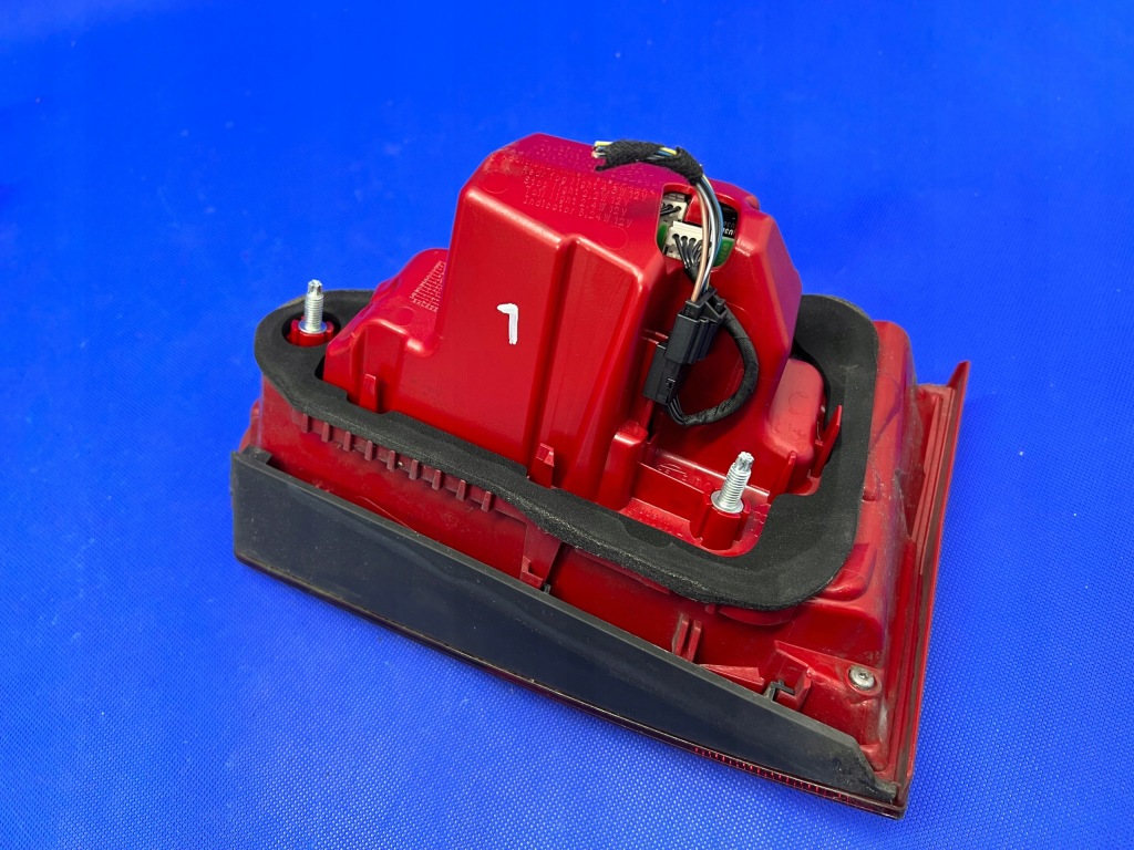 Audi a4 b8 седан рестайлинг  фара левый задний led 8k5945093ac европа  45 Недорого