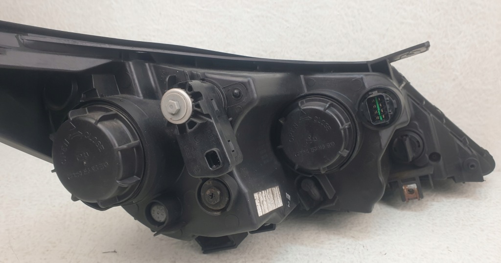 фото №8, Kia sportage 3 iii лампа левая передняя h7 uk orginał