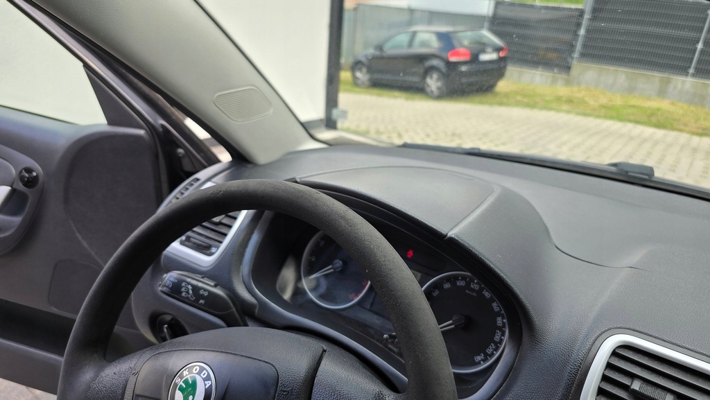 фото №13, Консоль панель приладів skoda praktik fabia 2 ii roomster 2005-2015