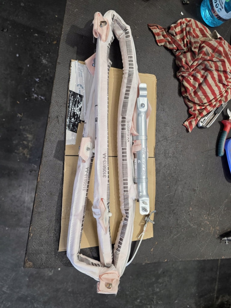 фото №1, Opel astra k v lift хетчбек шторка безпеки подушка безпеки ліва