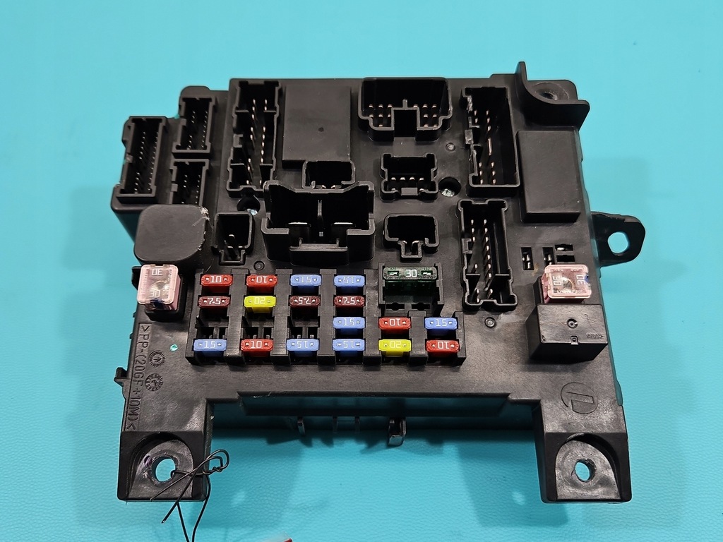 фото №1, Коробка запобіжників mitsubishi asx 10- 8637a645