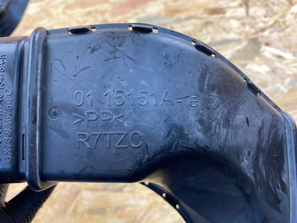 фото №15, Впуск воздухозаборник шланг труба воздуха jaguar f-pace x760 gx73-9h724-aa