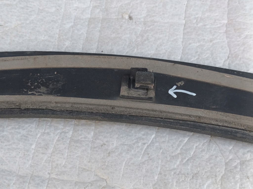 фото №10, Молдинг передня ліва mercedes gla a156 перед лівий x156