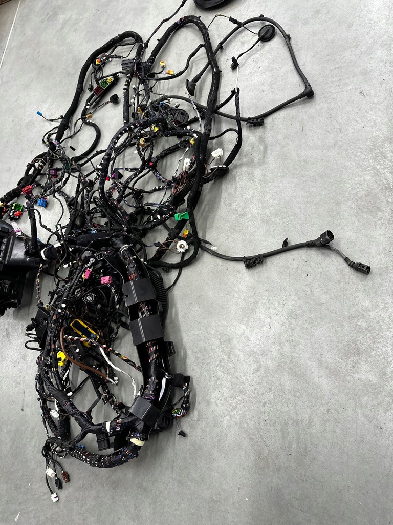 фото №6, Электропроводка жгут салона audi a3 8y sportback
