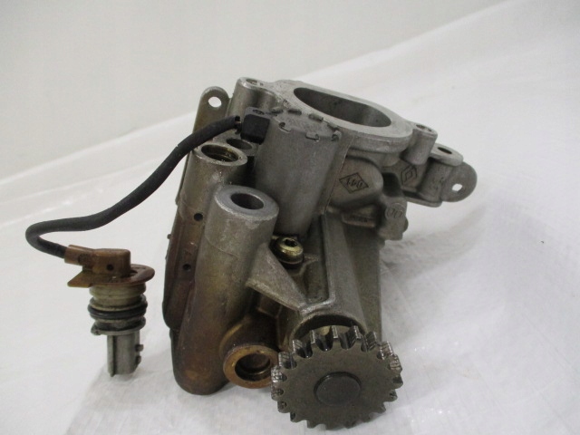 фото №9, Renault clio iv 0.9 tce насос масла 150002557r
