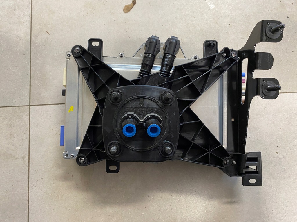 фото №9, Tesla y модуль блок управления autopilota 1684435-00-d