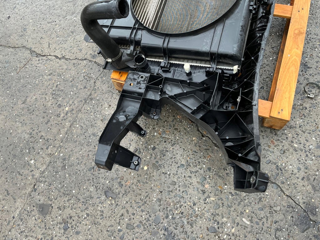 Mercedes sprinter w906 315 przedlift ремень передний радиатор усилитель Доставка