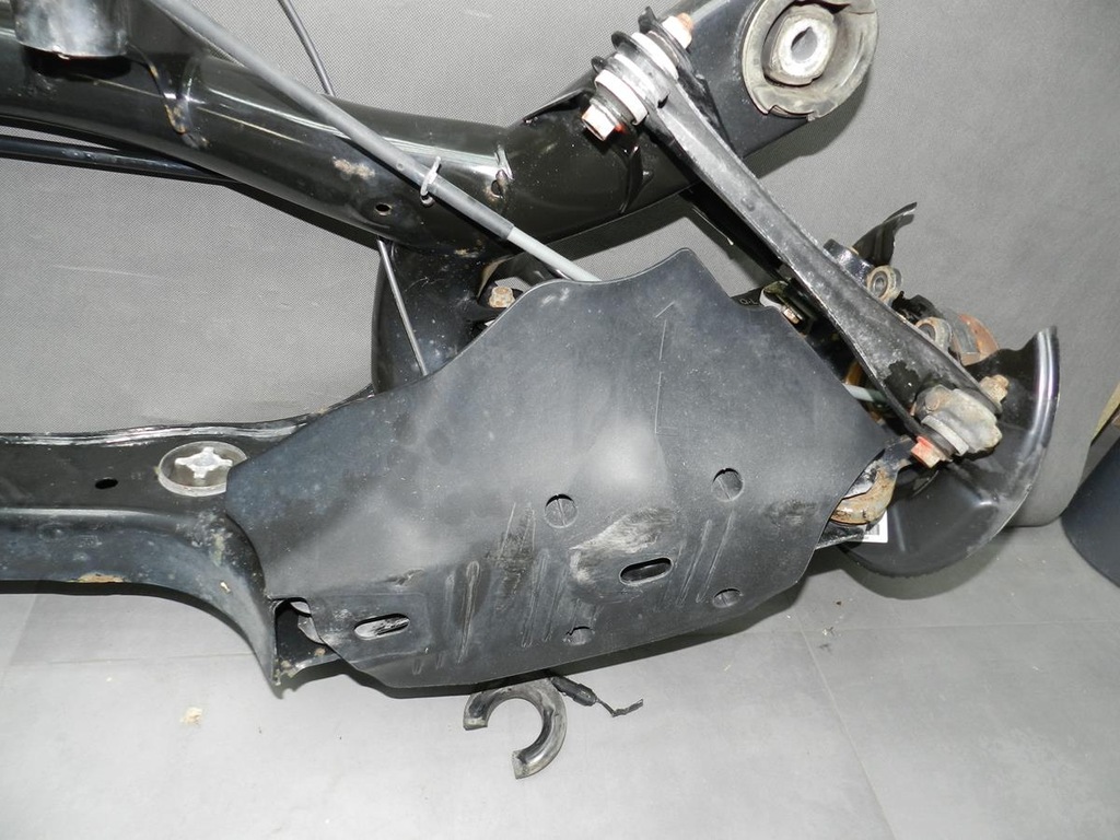 фото №9, Bmw 1 f20 118xd поворотный кулак подвеска задняя рычаги