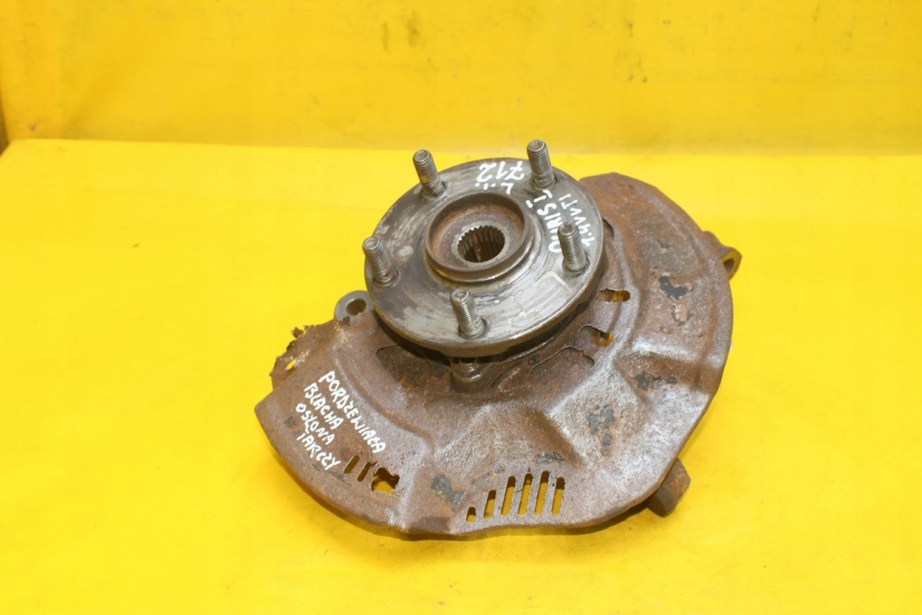 фото №1, Поворотний кулак лівий перед auris i 1.4 vvti