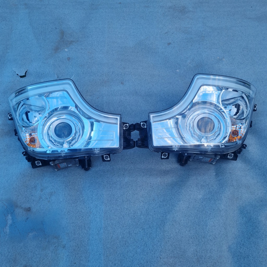 Купить Mercedes actros фонари led a9618205239 a9618205339