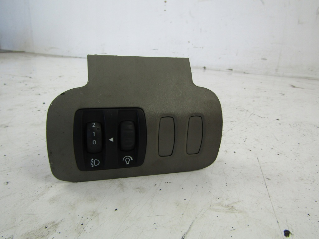 фото №1, Renault scenic ii панель рамка перемикачів регулювання світла