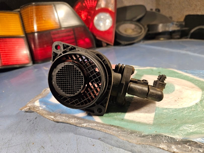 Витратомір 1.4tdi vw audi 4pin 0281002531 038906461b в Україні