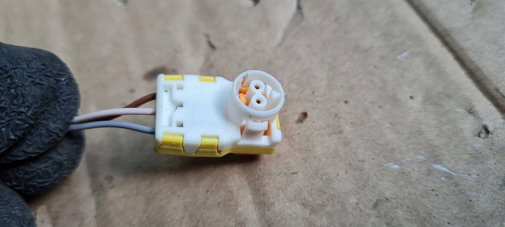 фото №8, A6 c8 4k штекер колодка подушка безпеки 8w1972563a a4 b9 8w a5 8w q7 4m q8