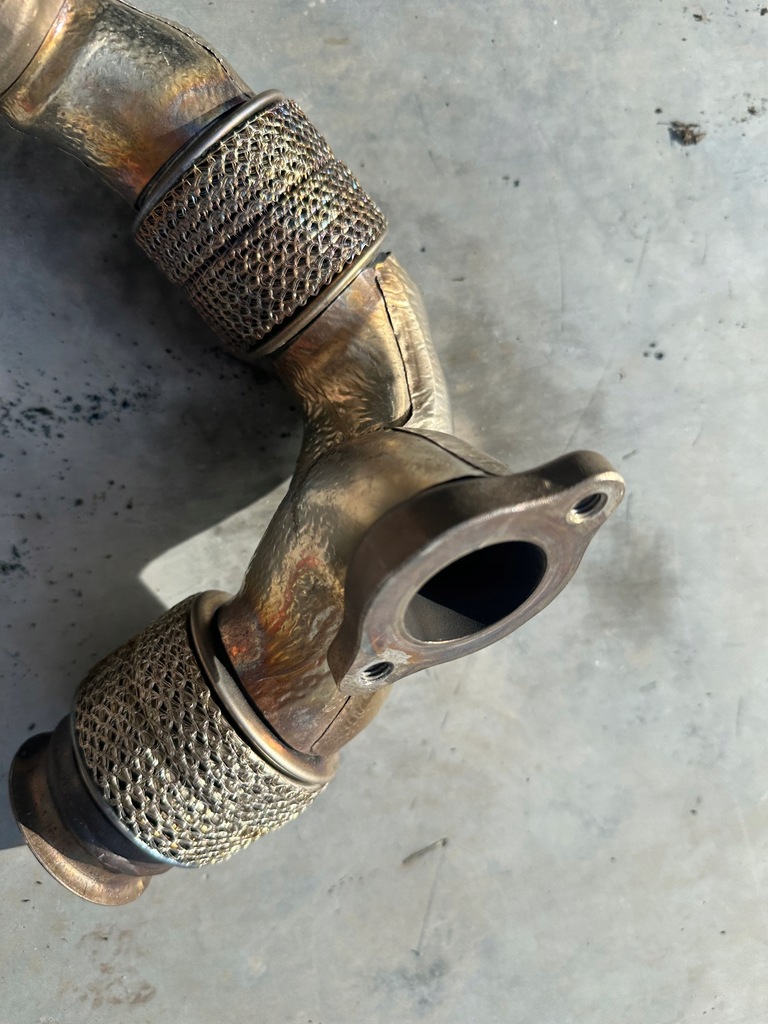 фото №7, Коллектор выпускной соединение audi sq7 4m 4.0 tdi 057253358