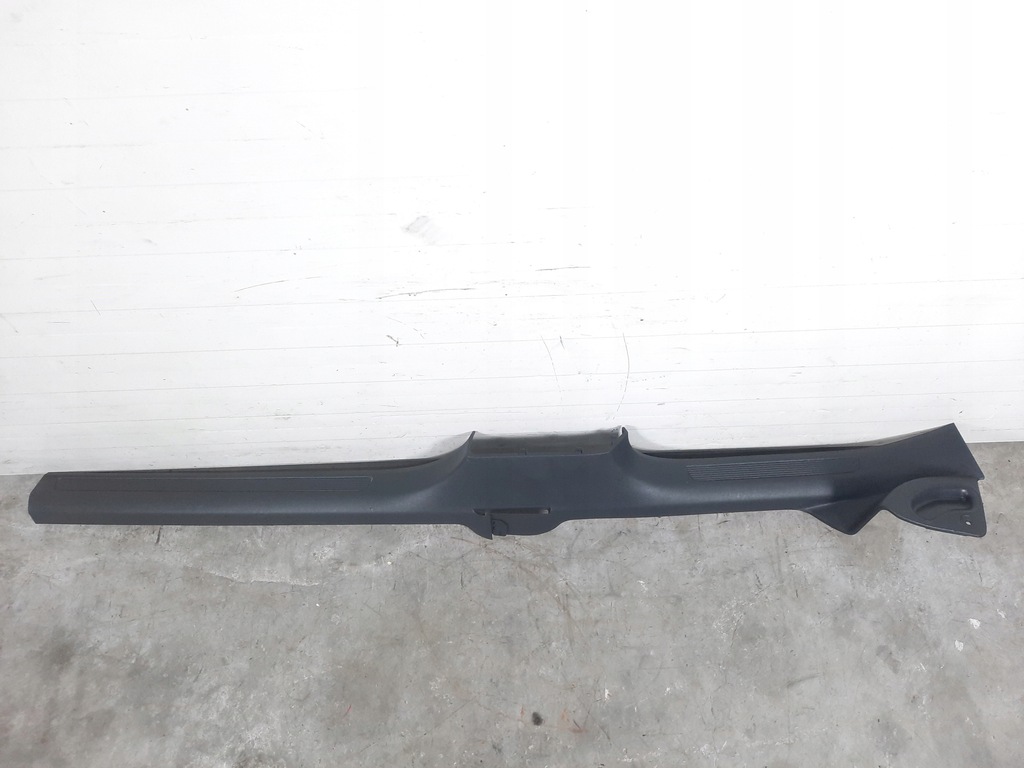 фото №1, Молдинг захист поріг права vw passat b8