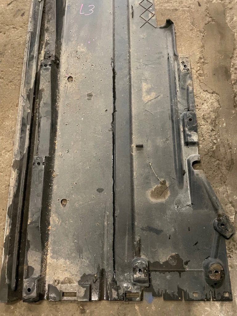 фото №4, Audi a4 b8 a5 захист плита підлога підвіска ліва