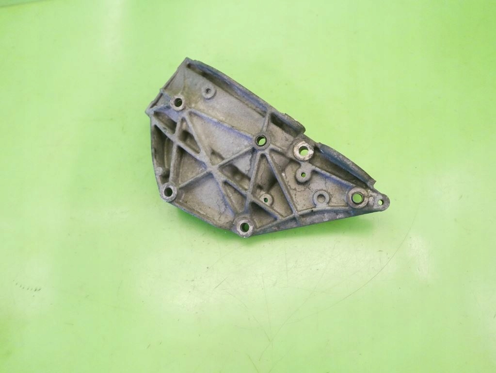 фото №8, Кронштейн генератора citroen jumpy ii 2.0 hdi rhk 07-