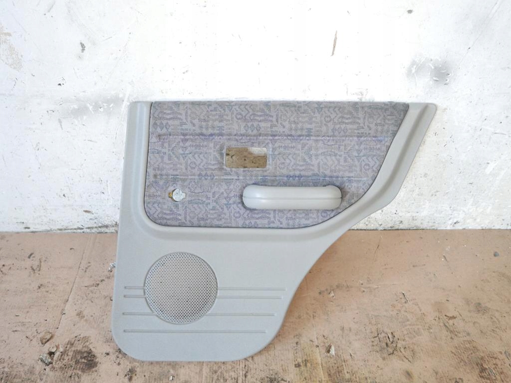 фото №1, Обшивка дверь правый задняя land rover freelander i ln